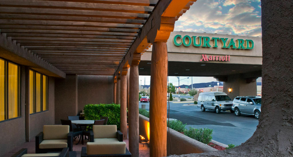 Courtyard Santa Fe Hotel Luaran gambar